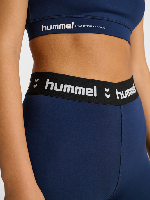 hmlPULSE MID WAIST TIGHTS, DRESS BLUES, model