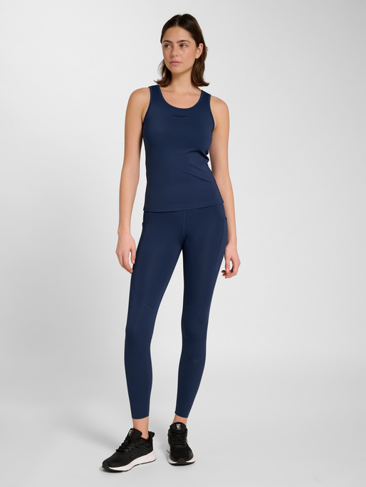 hmlHIIT INTENSITY HIGH WAIST TIGHTS, DRESS BLUES, model