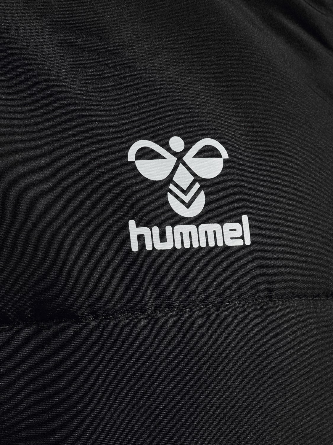 hmlESSENTIAL SHORT BENCH JKT KIDS, BLACK, packshot