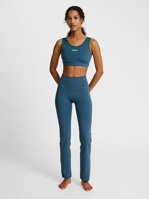 hmlYOGA HIGH WAIST FLARE W TIGHTS, STARGAZER, model