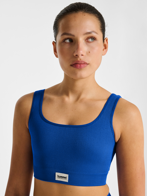 hmlPULSE SEAMLESS RIB BRA, SURF THE WEB, model