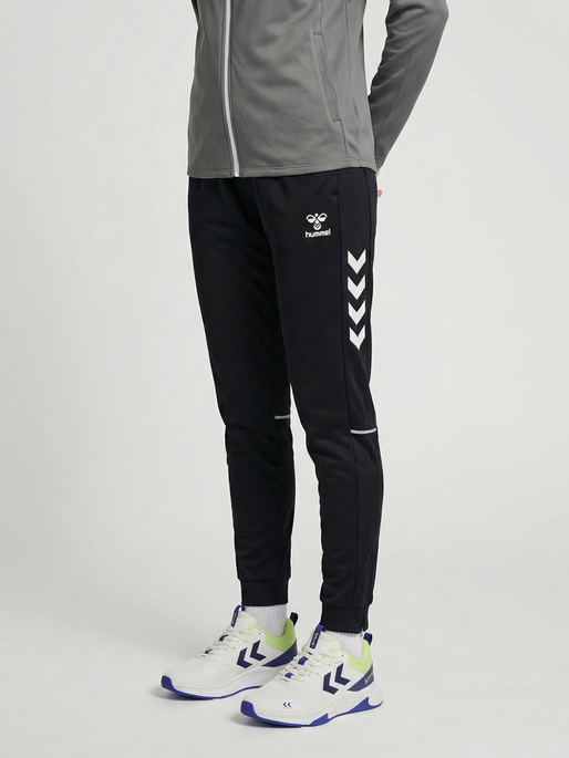 hmlCORE 2.0 TRACK PANTS WOMAN, BLACK/WHITE, model