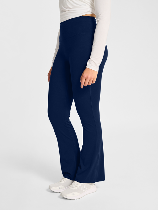 hmlYOGA HIGH WAIST FLARE W TIGHTS, DRESS BLUES, model