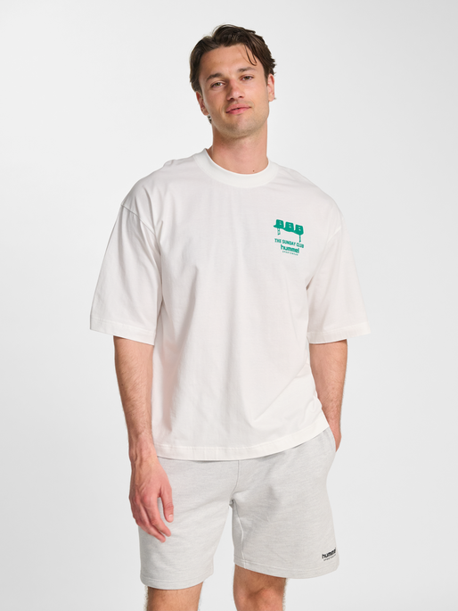 hmlOVERSIZED T-SHIRT S/S SUNDAY, BLANC DE BLANC, model