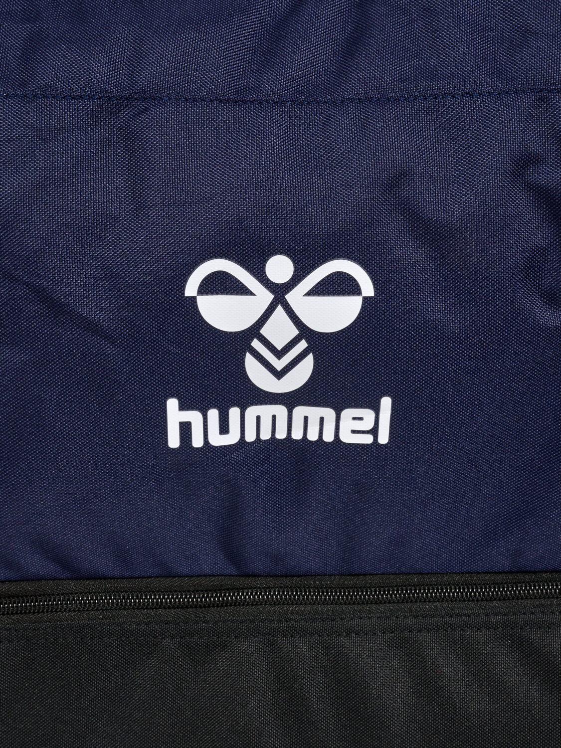 hmlCORE 2.0 SPORTS BAG W. SC, MARINE/BLACK, packshot