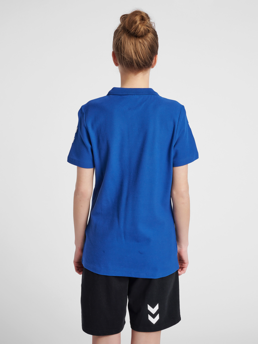 HUMMEL GO COTTON POLO WOMAN, TRUE BLUE, model
