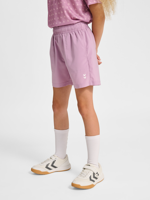 hmlJR PULSE WORKOUT SHORTS, LAVENDER MIST, model
