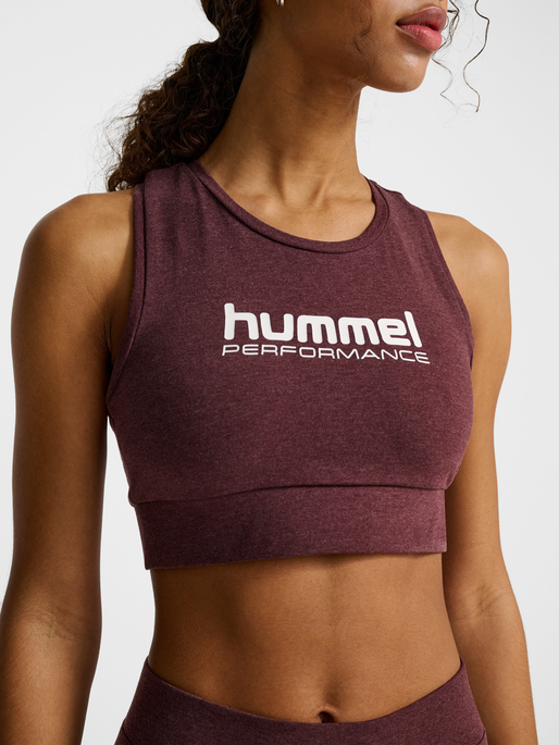 hmlPULSE LOGO LIGHT SUPPORT BRA, FUDGE MELANGE, model