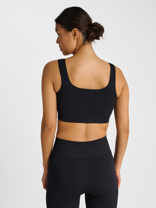 hmlPULSE SEAMLESS RIB BRA, BLACK, model