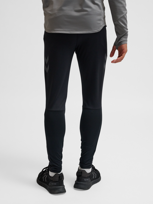 hmlPRO TRAINING PANTS, BLACK, model