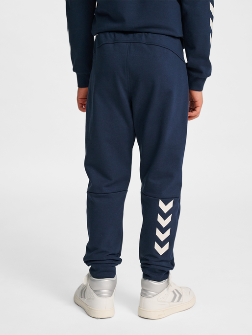 hmlJR REGULAR ADJ WAIST PANTS, DRESS BLUES, model