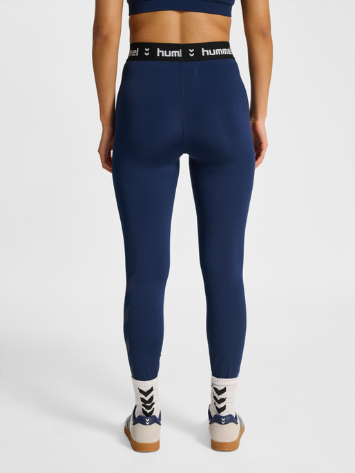 hmlPULSE MID WAIST TIGHTS, DRESS BLUES, model