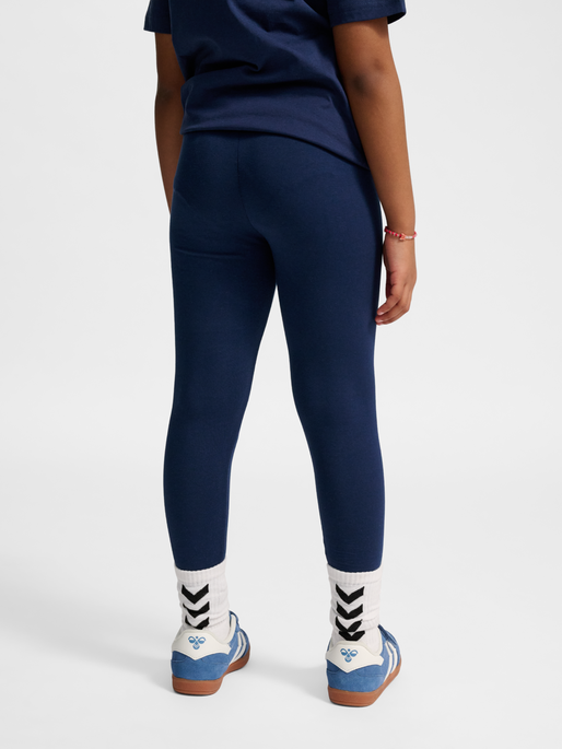 hmlJR BASE TIGHTS, DRESS BLUES, model