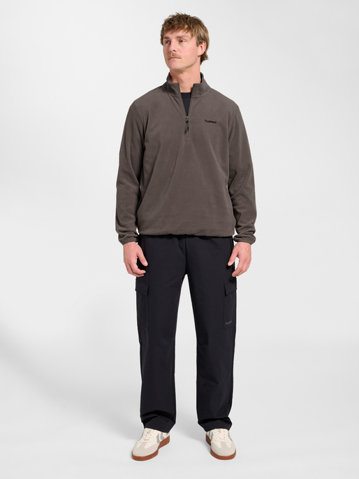 hmlACTIVE HALFZIP FLEECE JACKET, MAJOR BROWN, model
