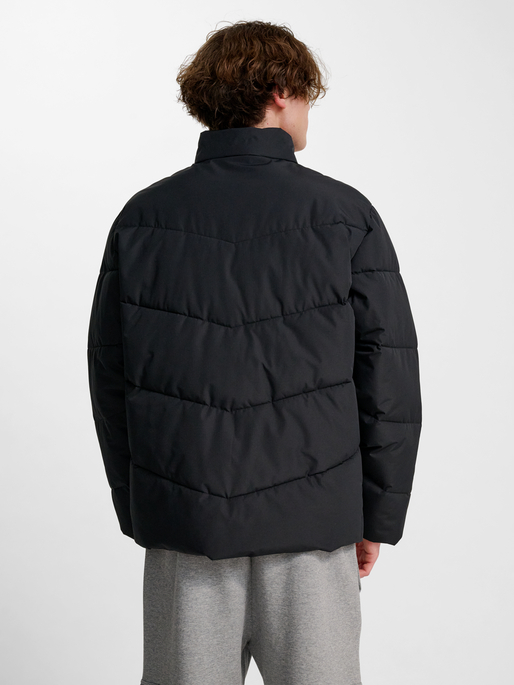 hmlSHORT  PUFFER JACKET, BLACK, model