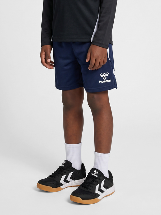 hmlLEAD 2.0 TRAINING SHORTS KIDS, MARINE, model