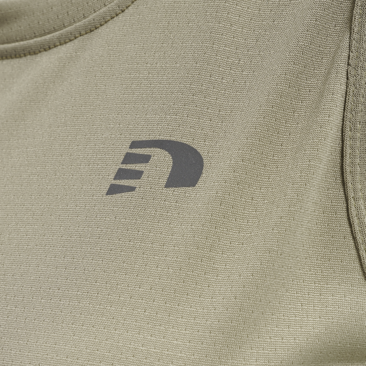 WOMEN RUNNING SINGLET, WINTER TWIG, packshot